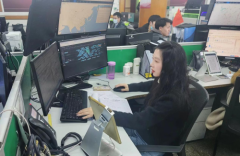 坚持追梦 春秋航空的“地面女机长”